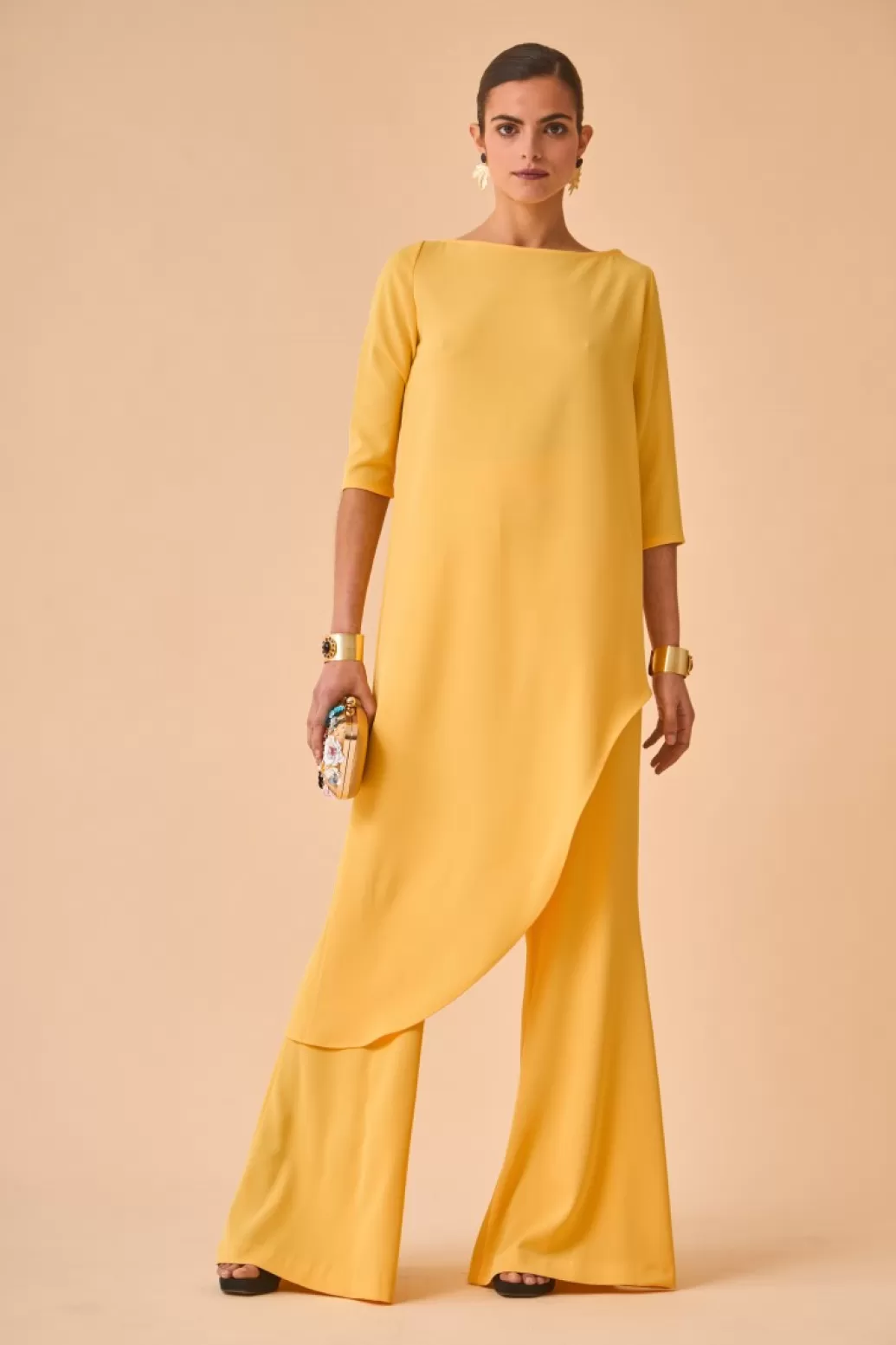 Store PANTALON KAVITAAMARILLO Pants | Total look